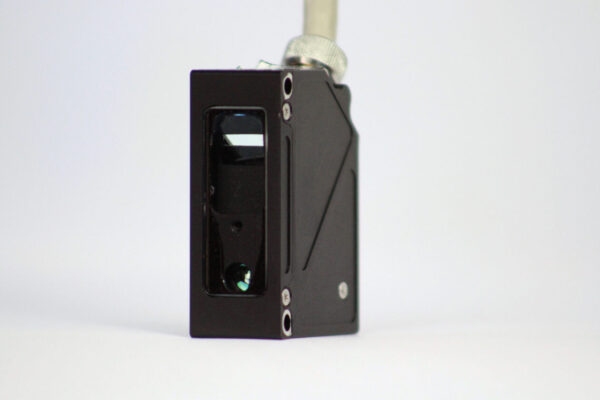 AR100 Super Compact Laser Triangulation Sensor